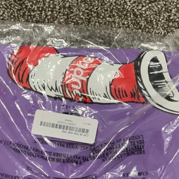 Supreme Cat In The Hat Tee Purple FW18 (Fall Winter 2018) - Picture 4 of 5